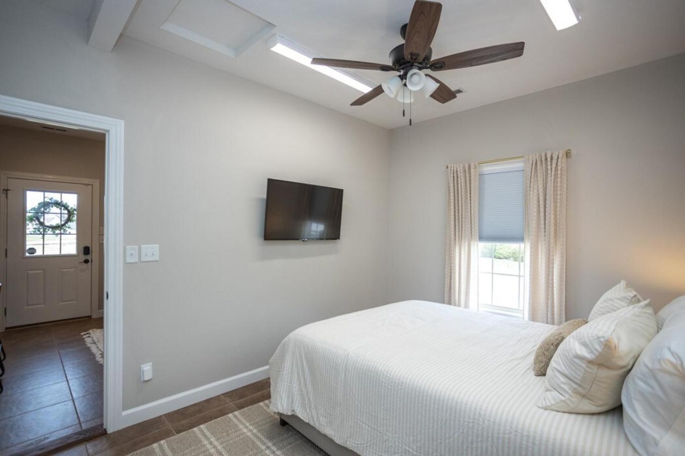 Tiny Home With Hot Tub Near Ft Leonard Wood! Waynesville Exterior photo